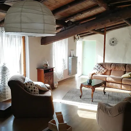 Montecarlo 게스트하우스