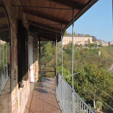 Vendégház Montecarlo